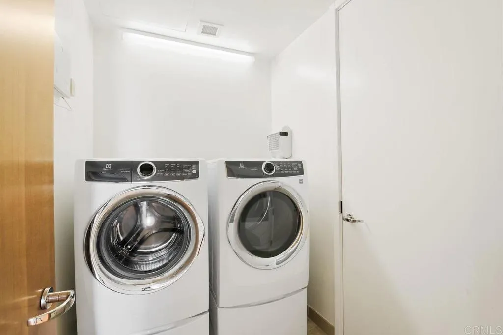 165 6th Avenue Unit 2404