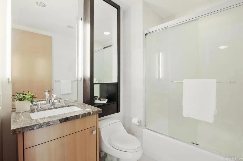 165 6th Avenue Unit 2404