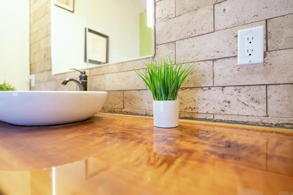 25230 Jesmond Dene Road