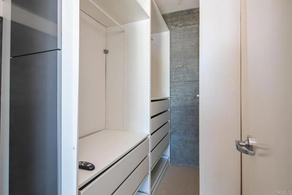 800 The Mark Lane Unit 602