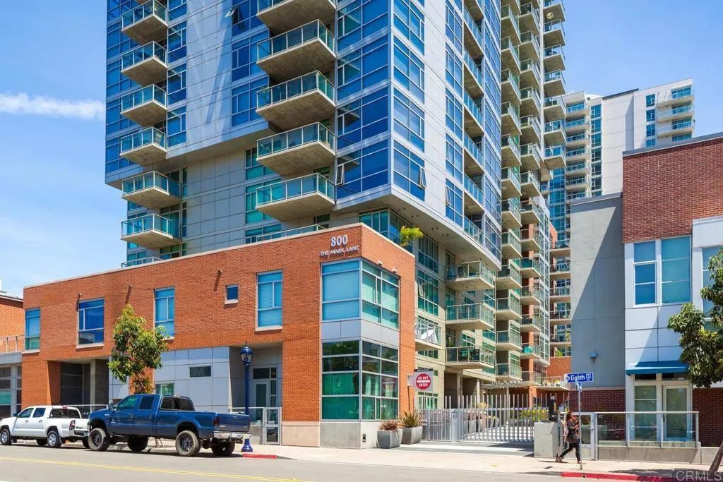 800 The Mark Lane Unit 602
