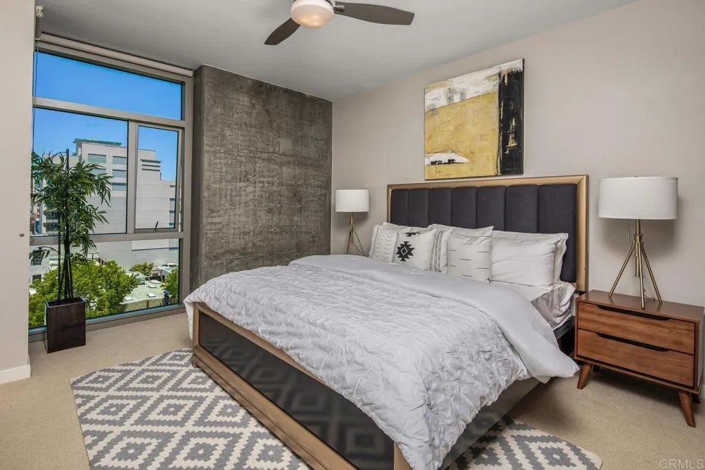 800 The Mark Lane Unit 602