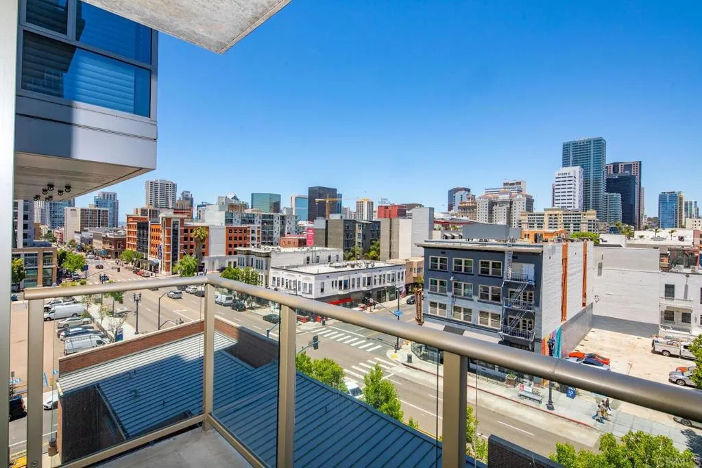 800 The Mark Lane Unit 602