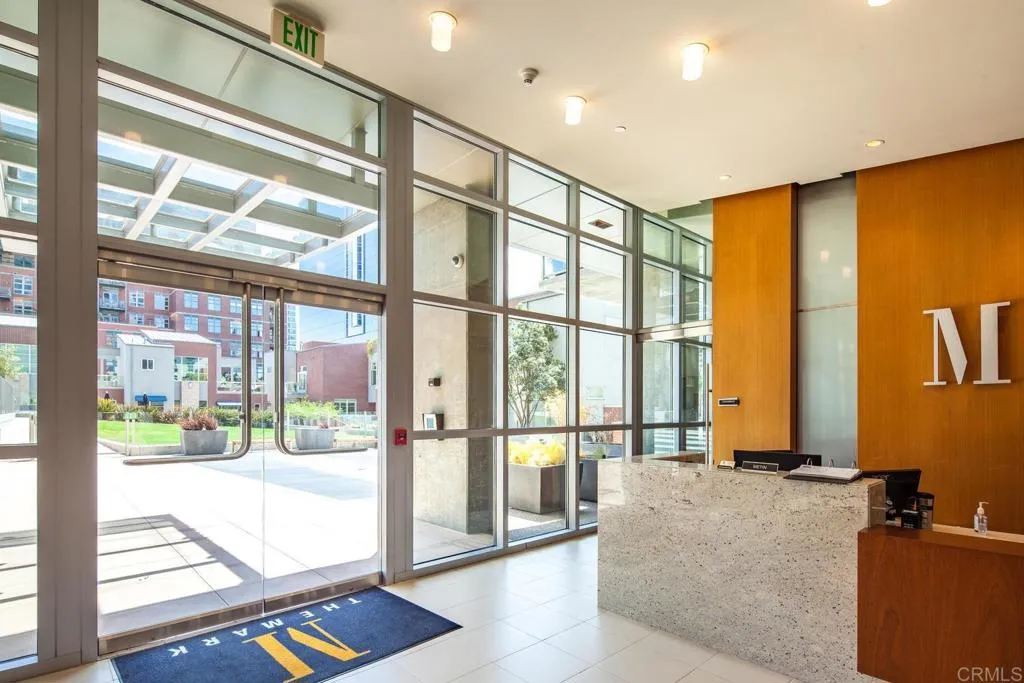 800 The Mark Lane Unit 602