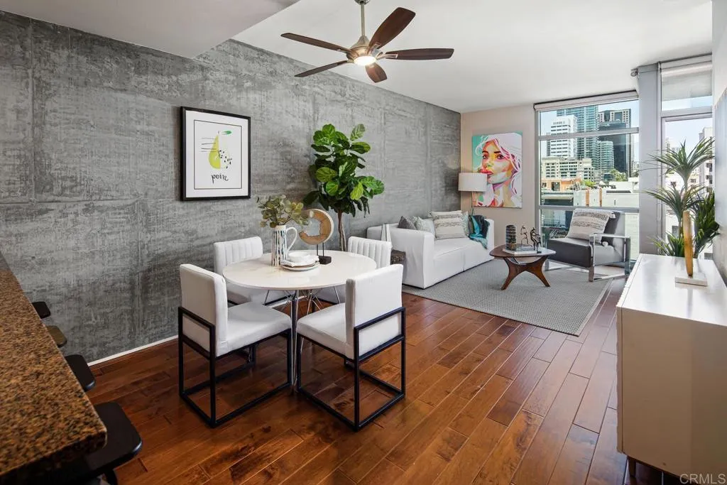 800 The Mark Lane Unit 602