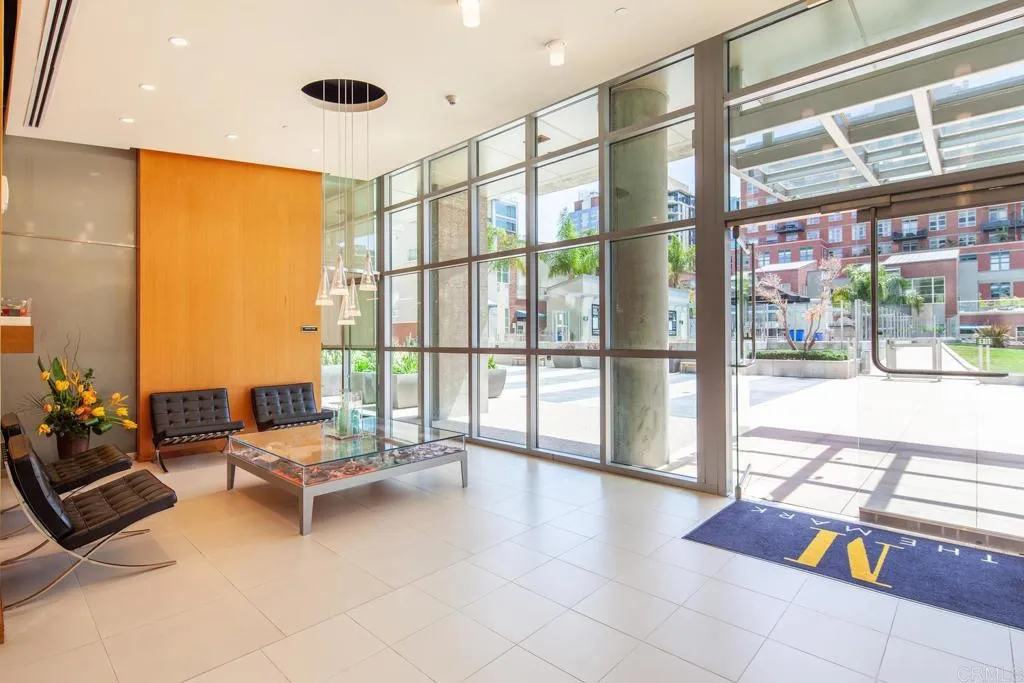 800 The Mark Lane Unit 602