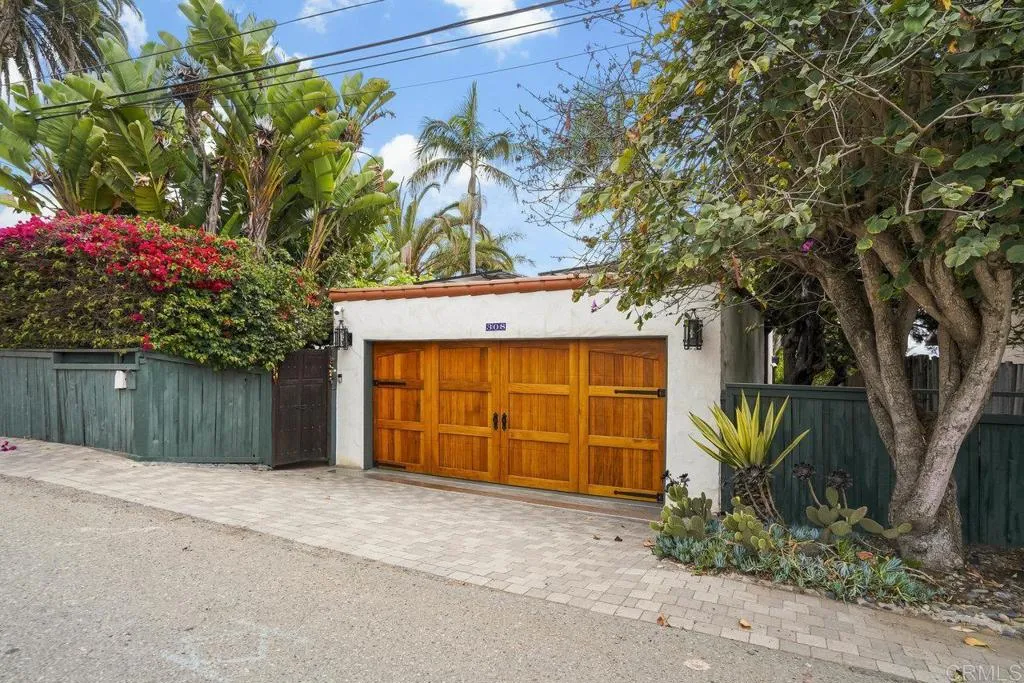 308 Sunset Drive Unit A