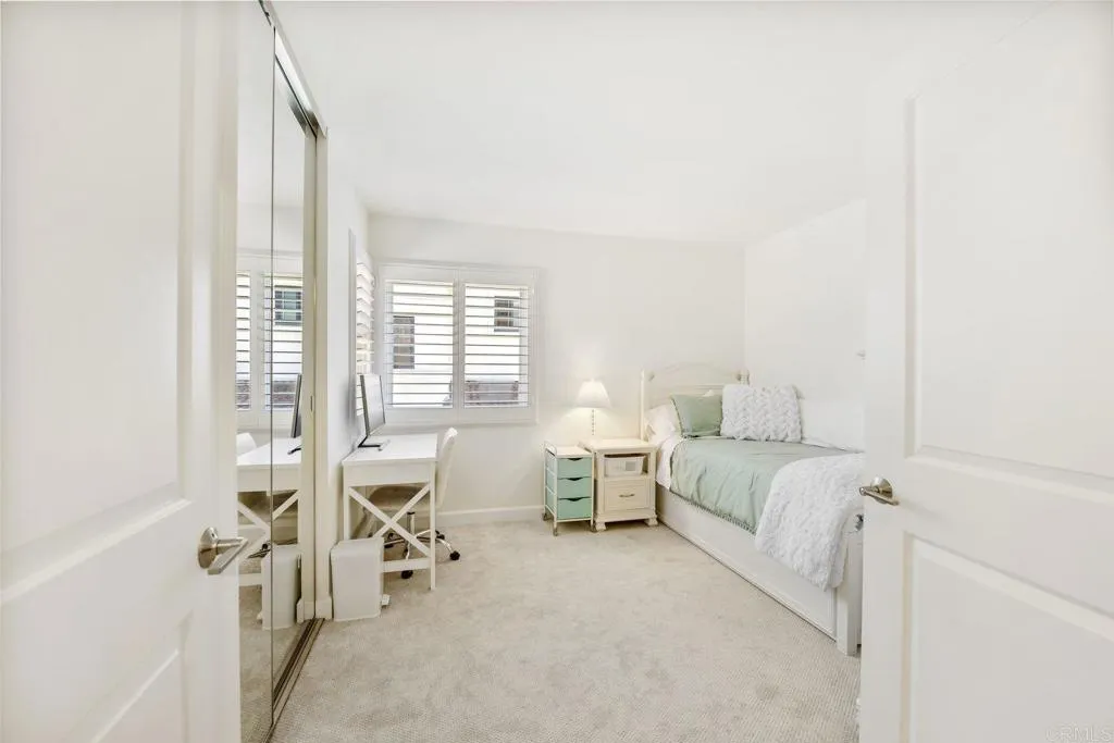 858 Summersong Court