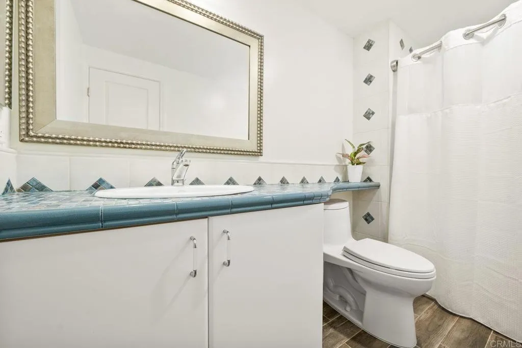 858 Summersong Court