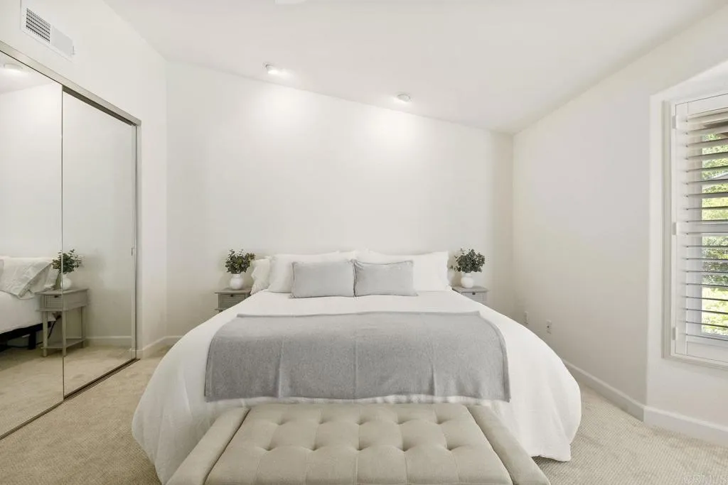 858 Summersong Court