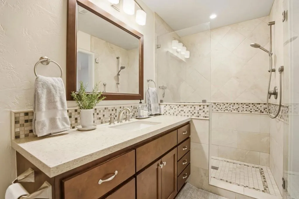 12388 Reata Court