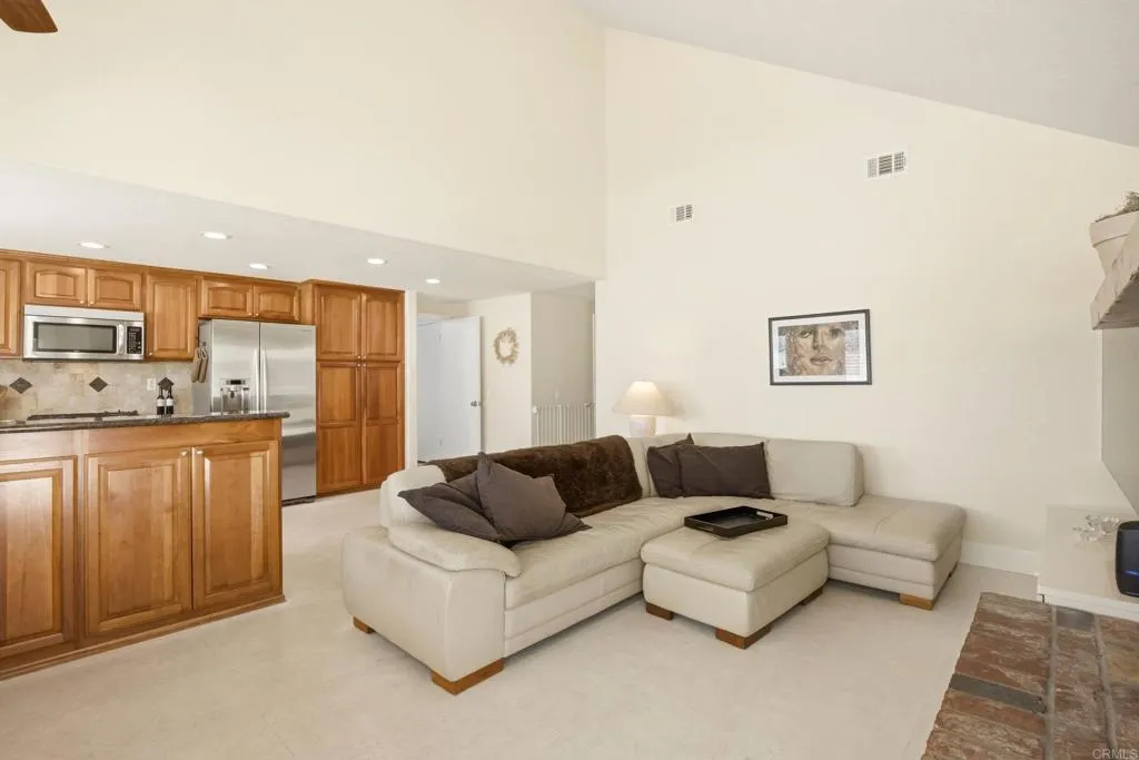 12388 Reata Court