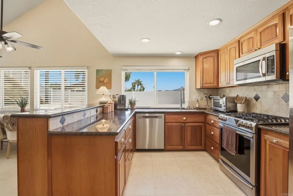 12388 Reata Court