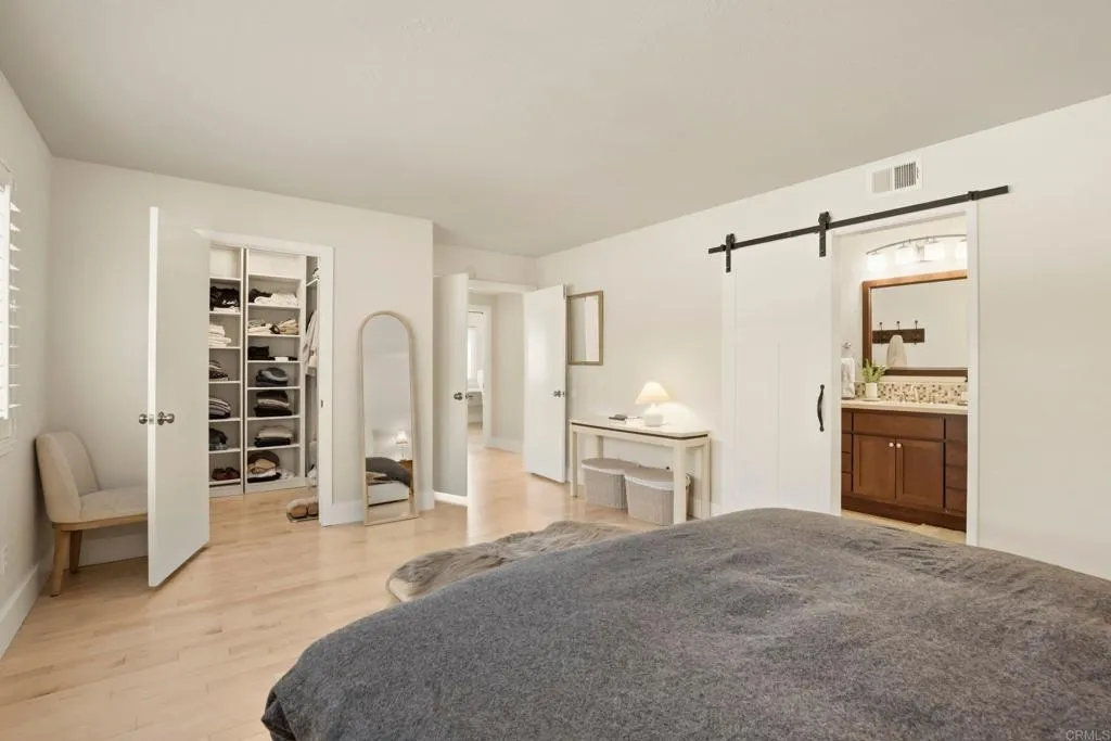 12388 Reata Court