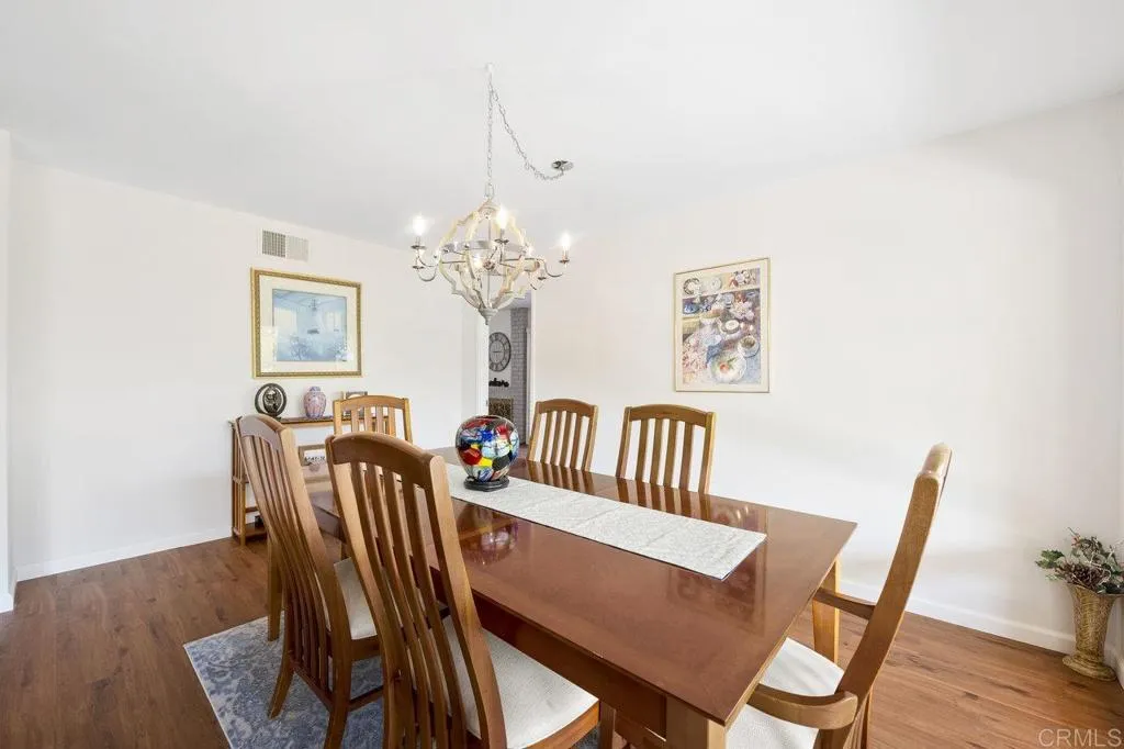 17503 Plaza Dolores