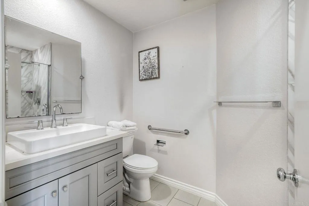 6809 Corintia Street