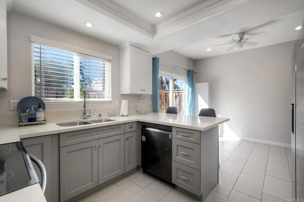 6809 Corintia Street