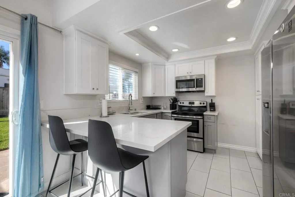 6809 Corintia Street