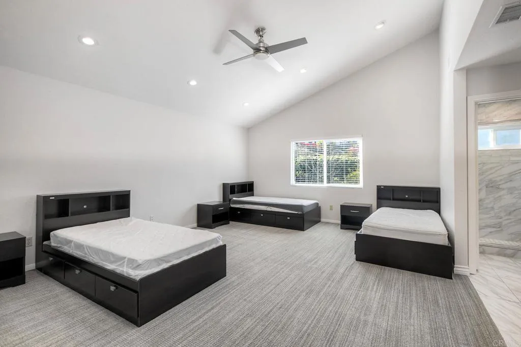 6809 Corintia Street