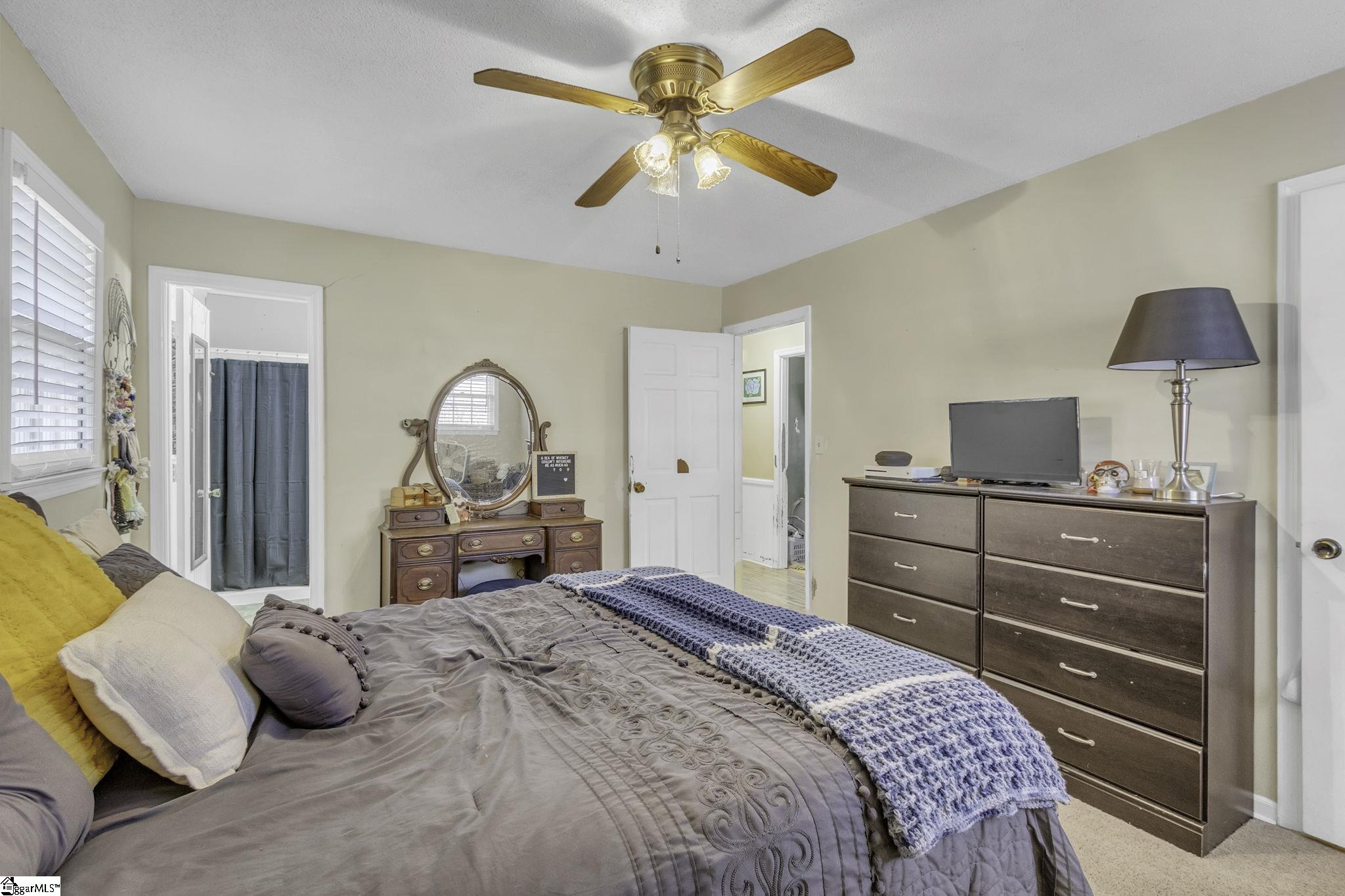 134 Hickory Hill Drive