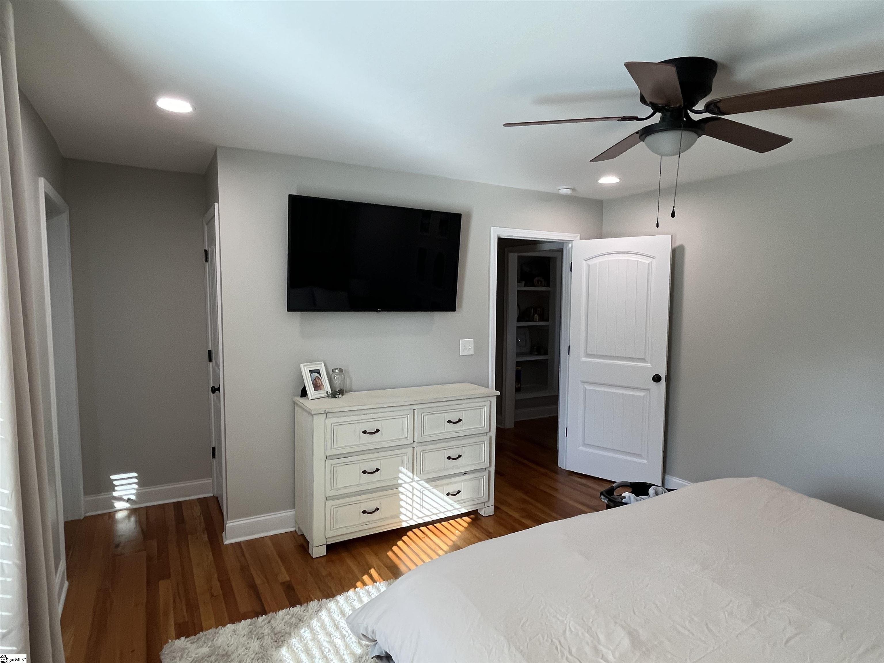 1105 Old Spartanburg Highway