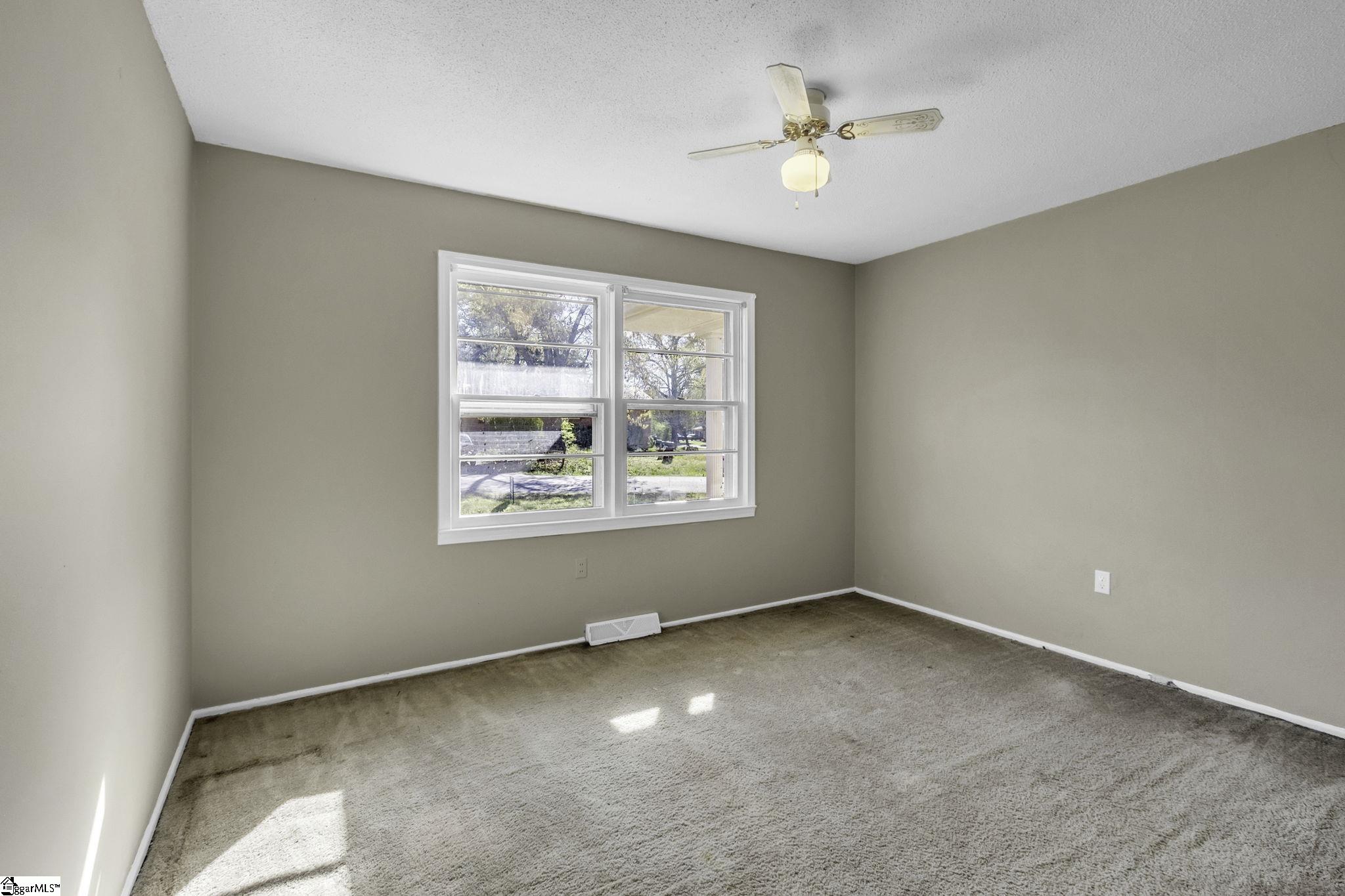 120 Woodland Drive