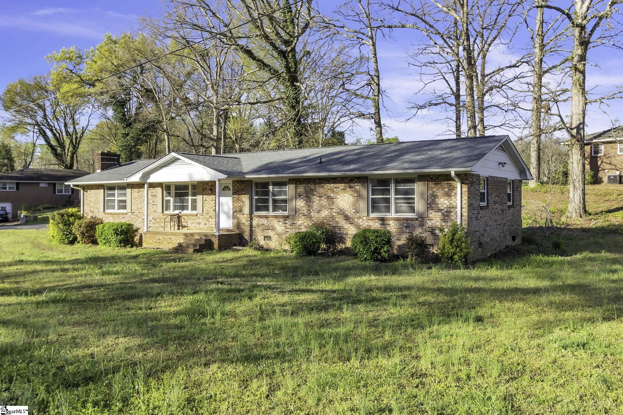 120 Woodland Drive