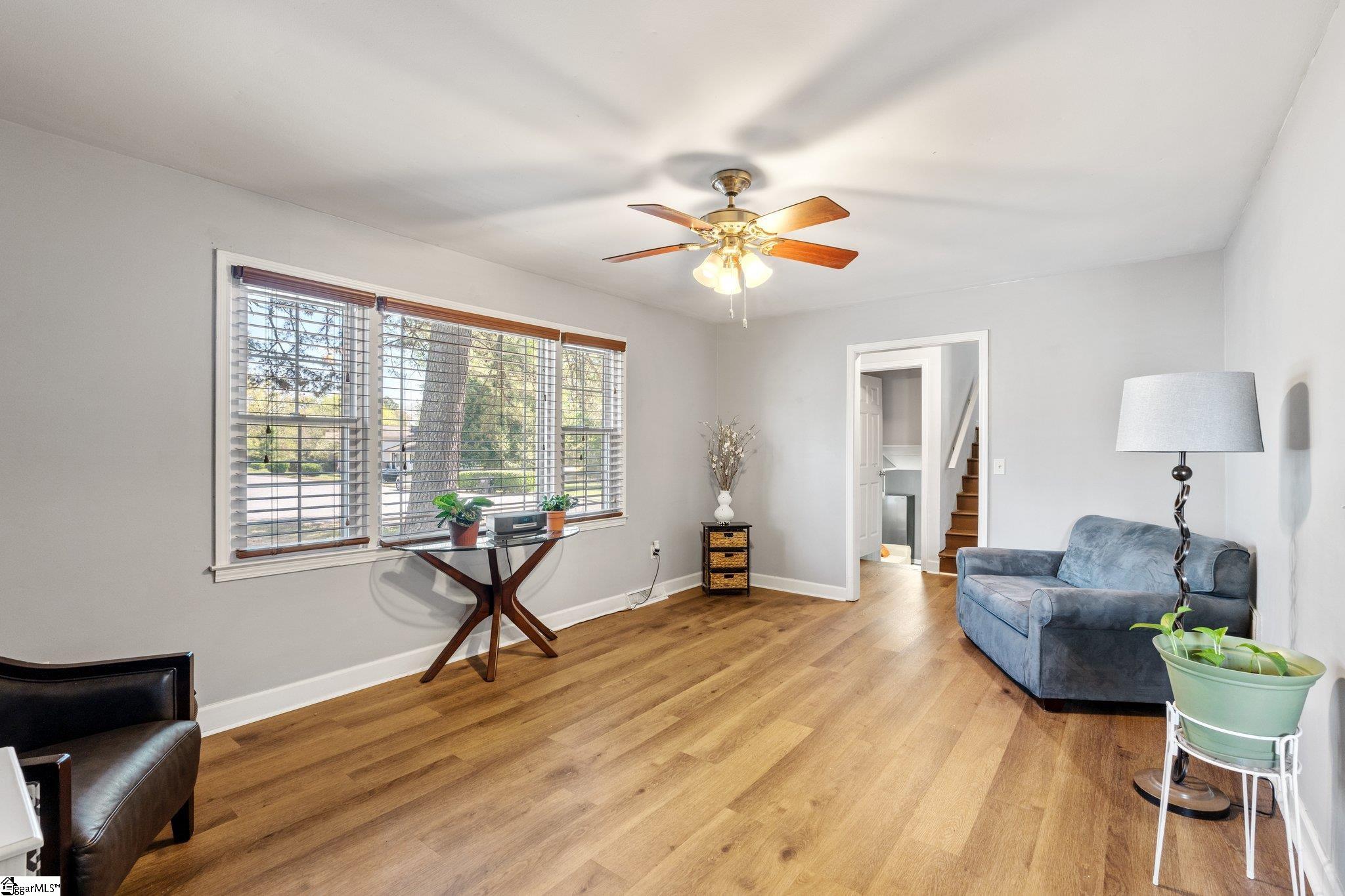 523 Sellwood Circle