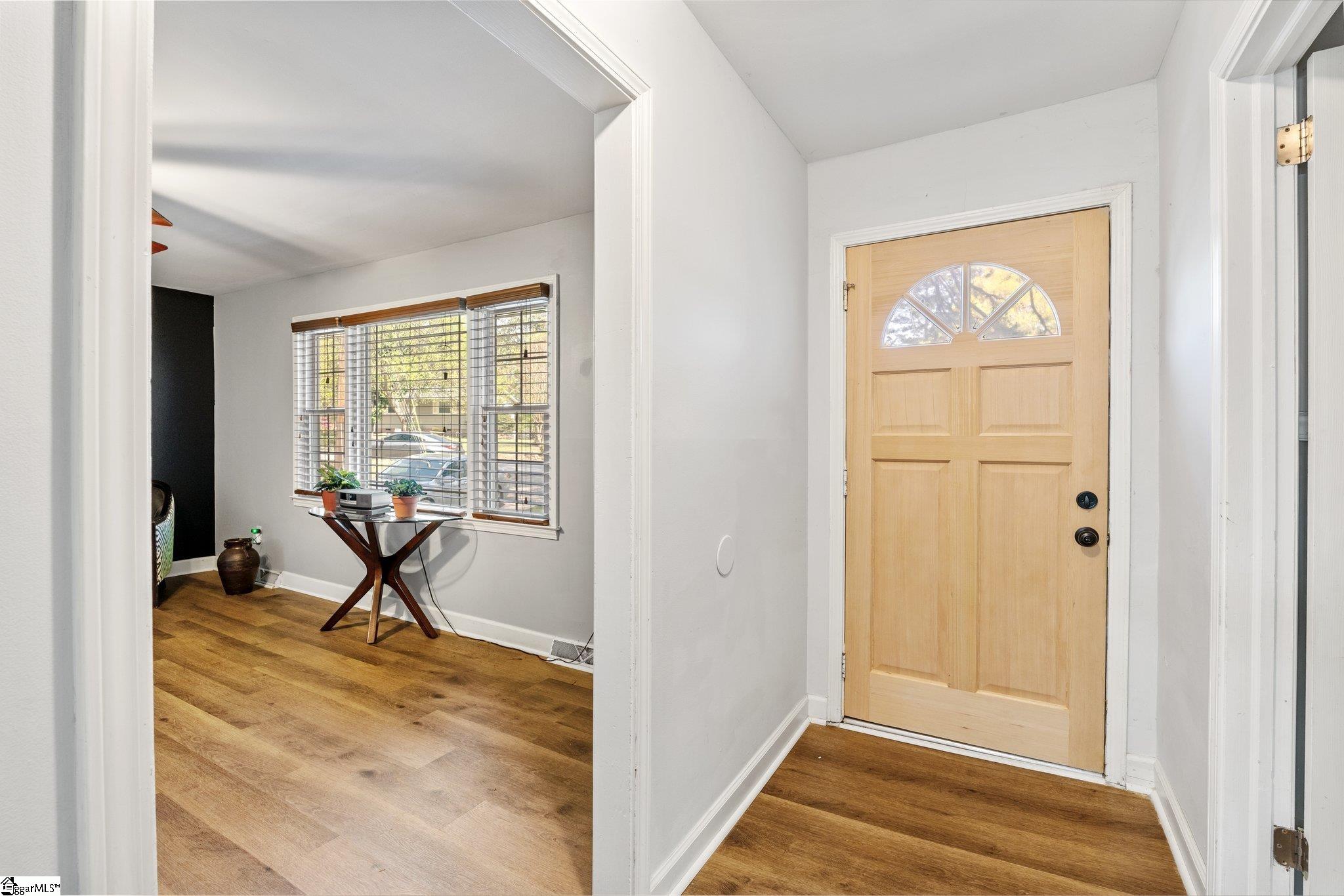 523 Sellwood Circle