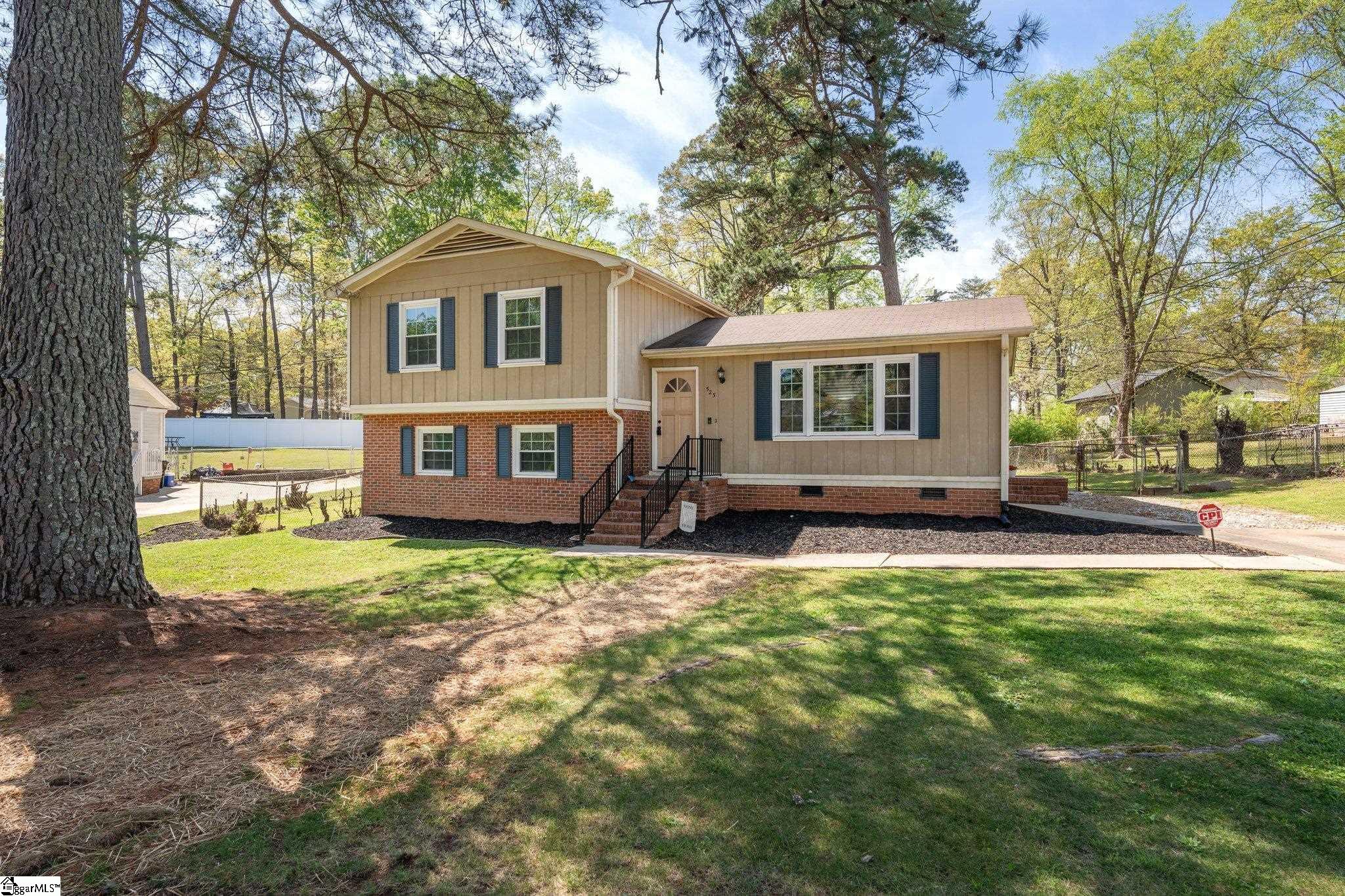 523 Sellwood Circle