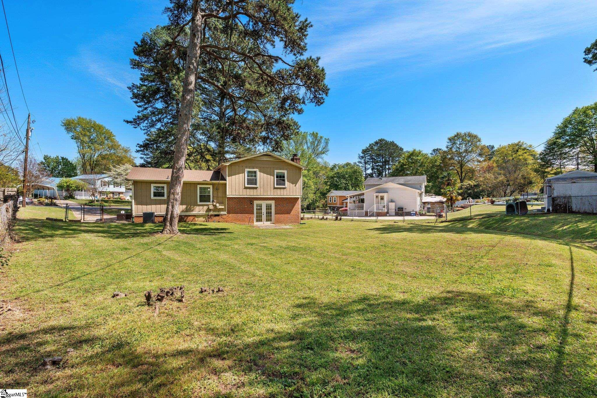 523 Sellwood Circle