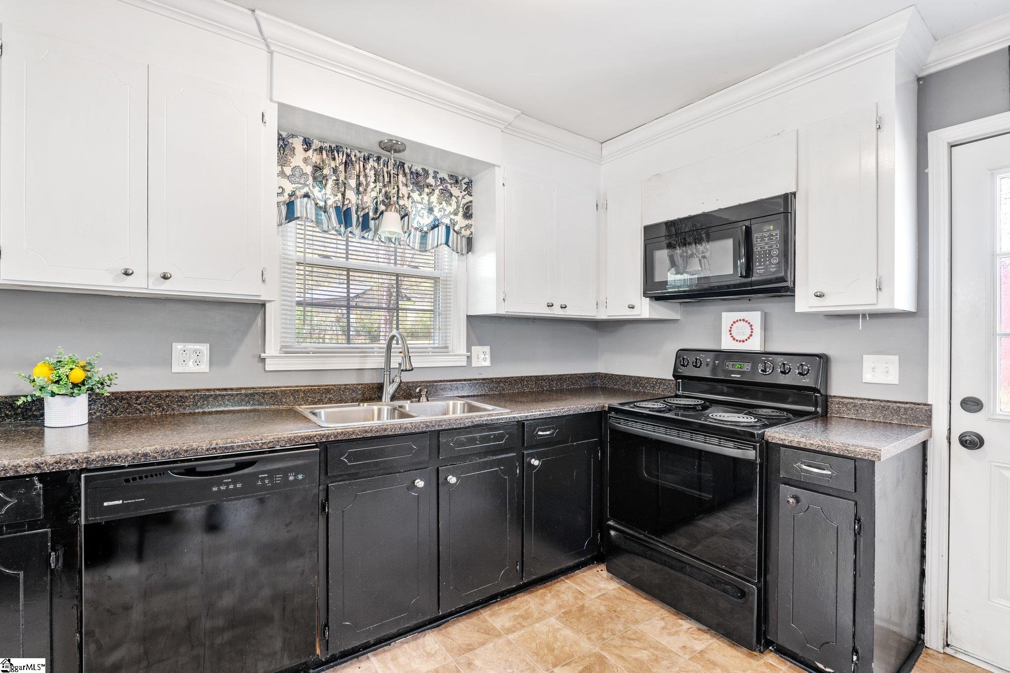 523 Sellwood Circle