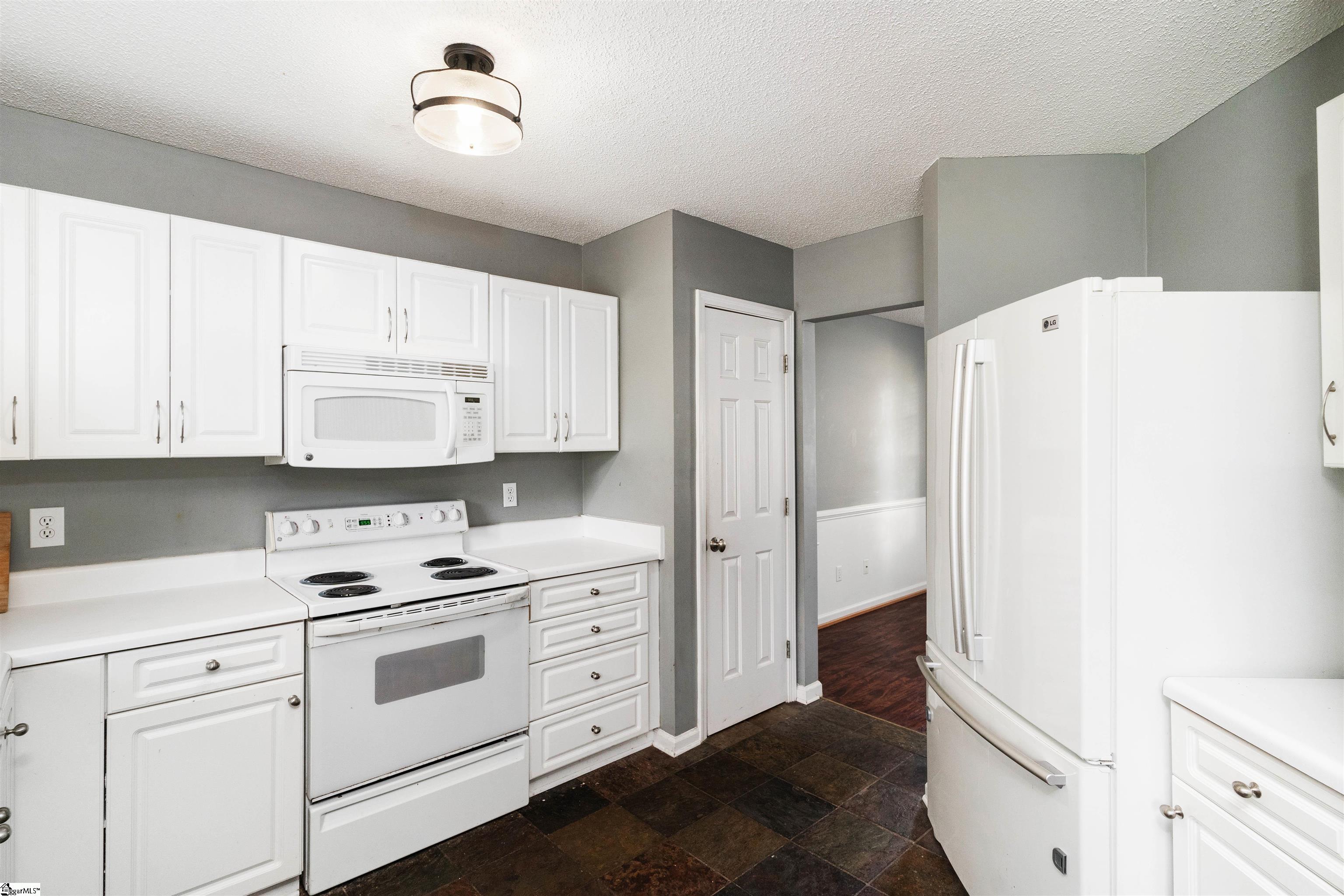 104 Crossview Drive