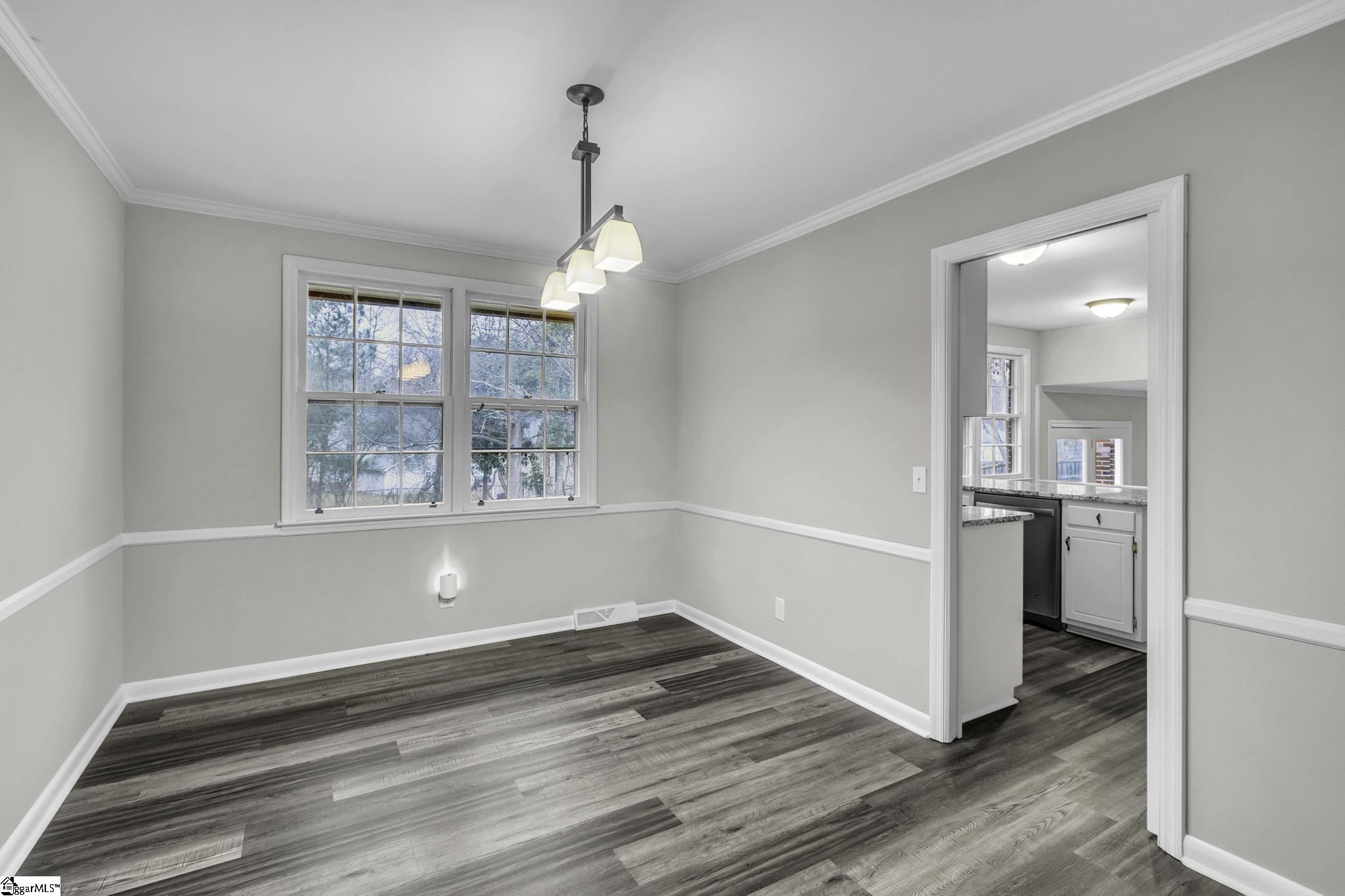 112 Meadowbrook Drive