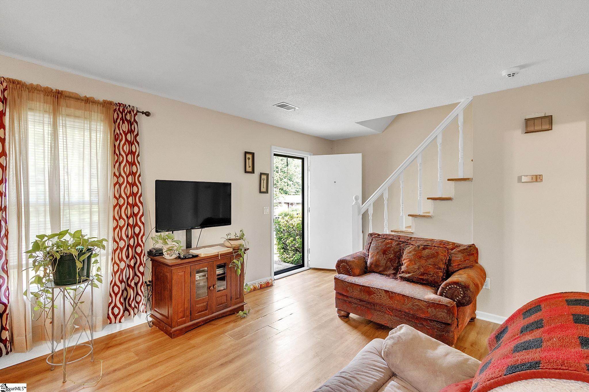 109 Ashdown Drive