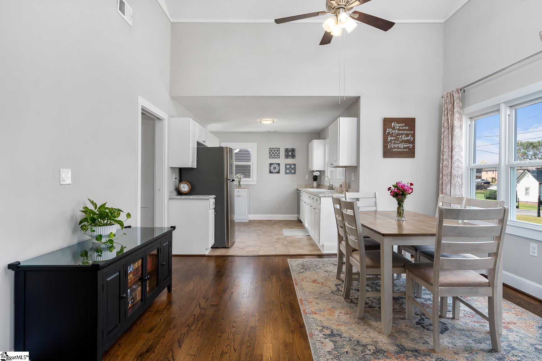 500 Ridgewood Drive