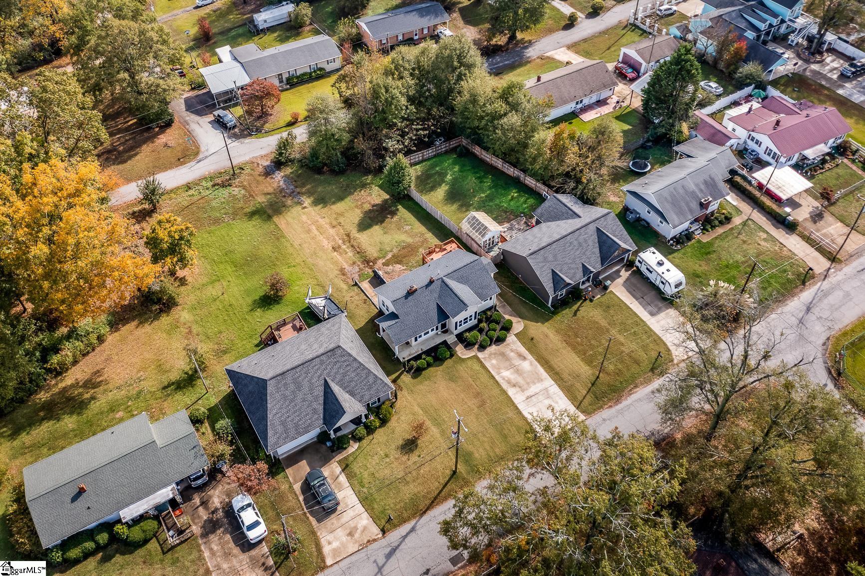 500 Ridgewood Drive