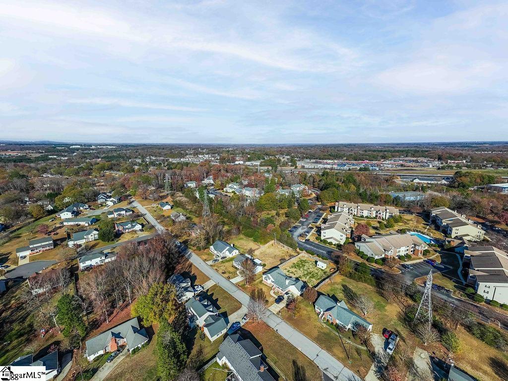 206 Foxfire Drive