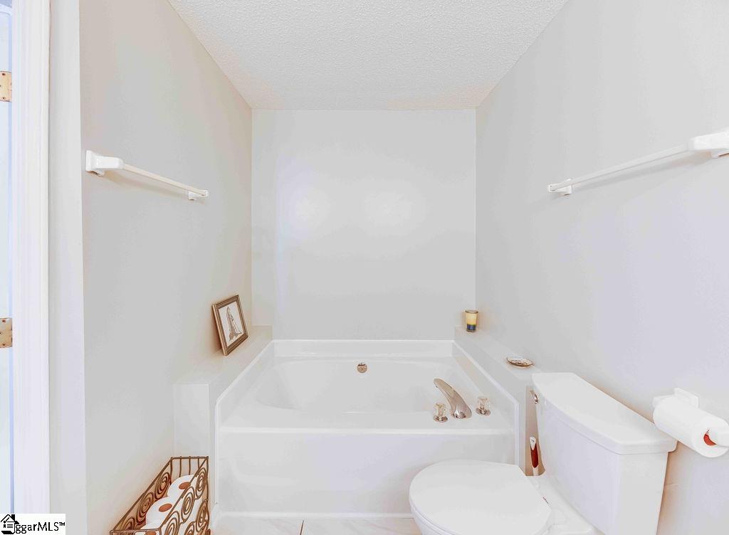 206 Foxfire Drive