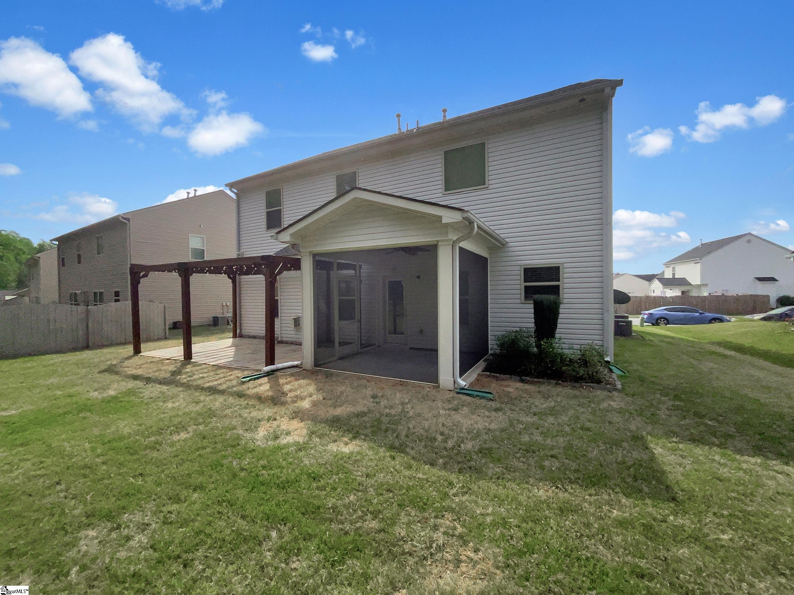 596 Cromwell Drive