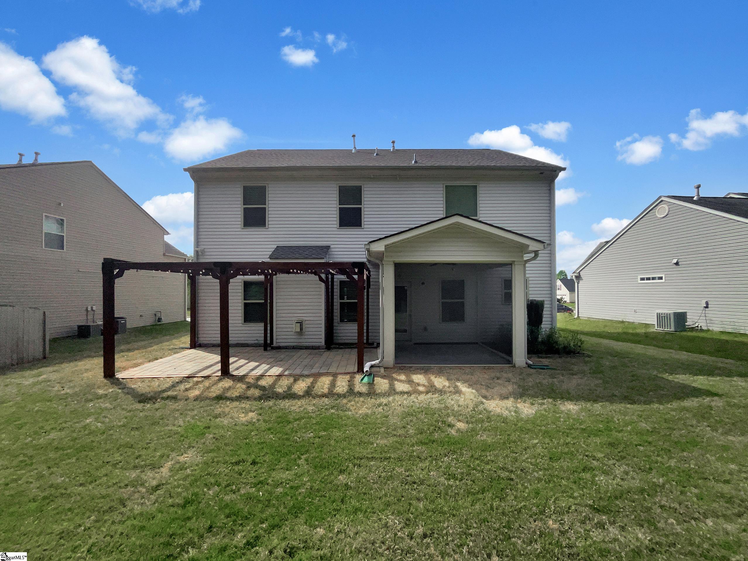 596 Cromwell Drive