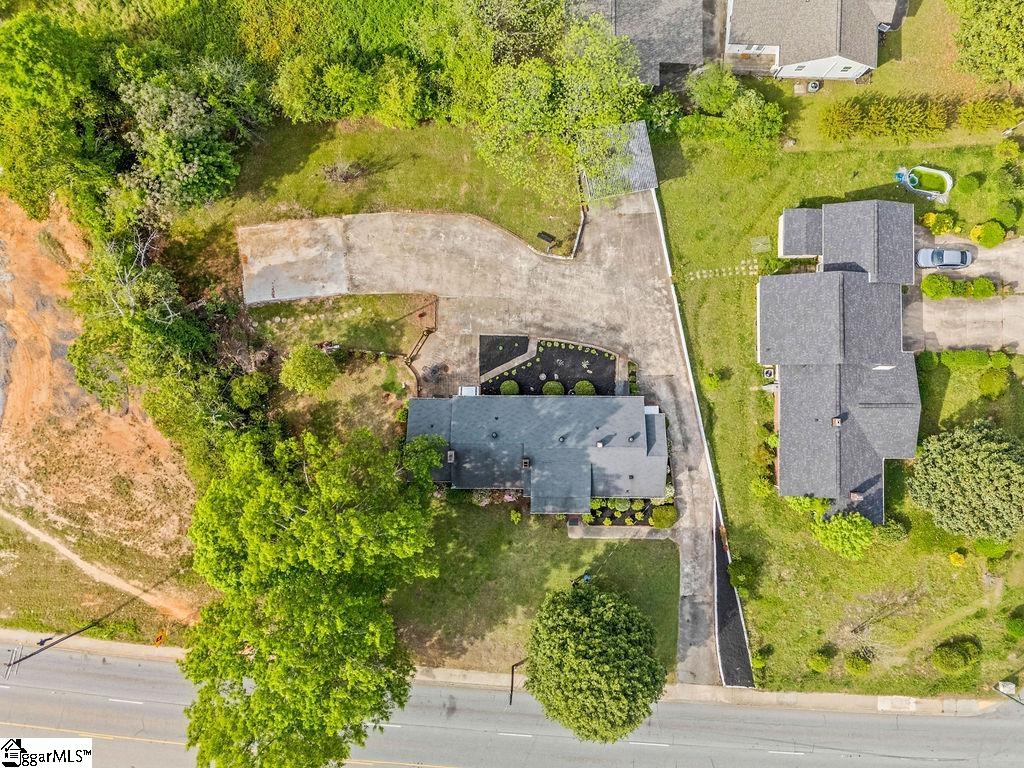 617 Whitehorse Road