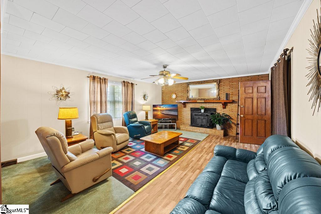 617 Whitehorse Road