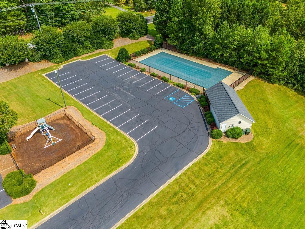 326 Hamilton Parkway