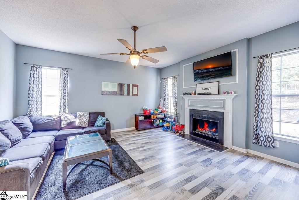 326 Hamilton Parkway