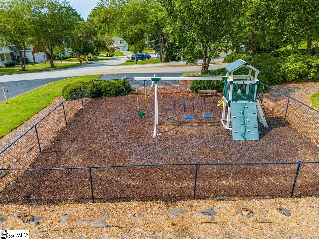 326 Hamilton Parkway