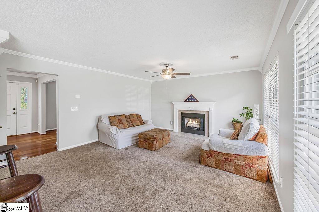 1 Sandy Lane