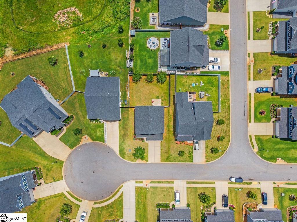 202 Huron Way