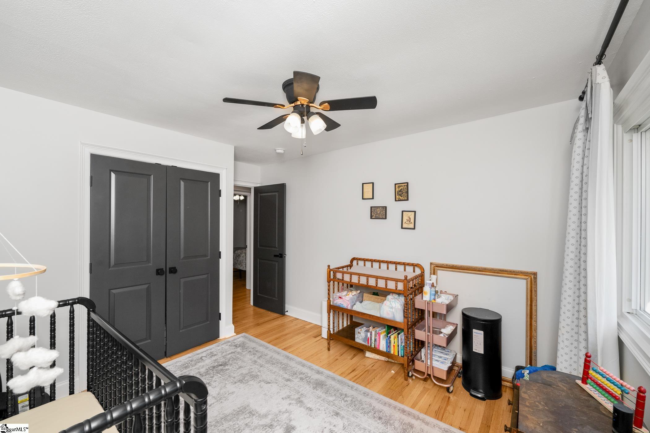 205 Looneybrook Drive