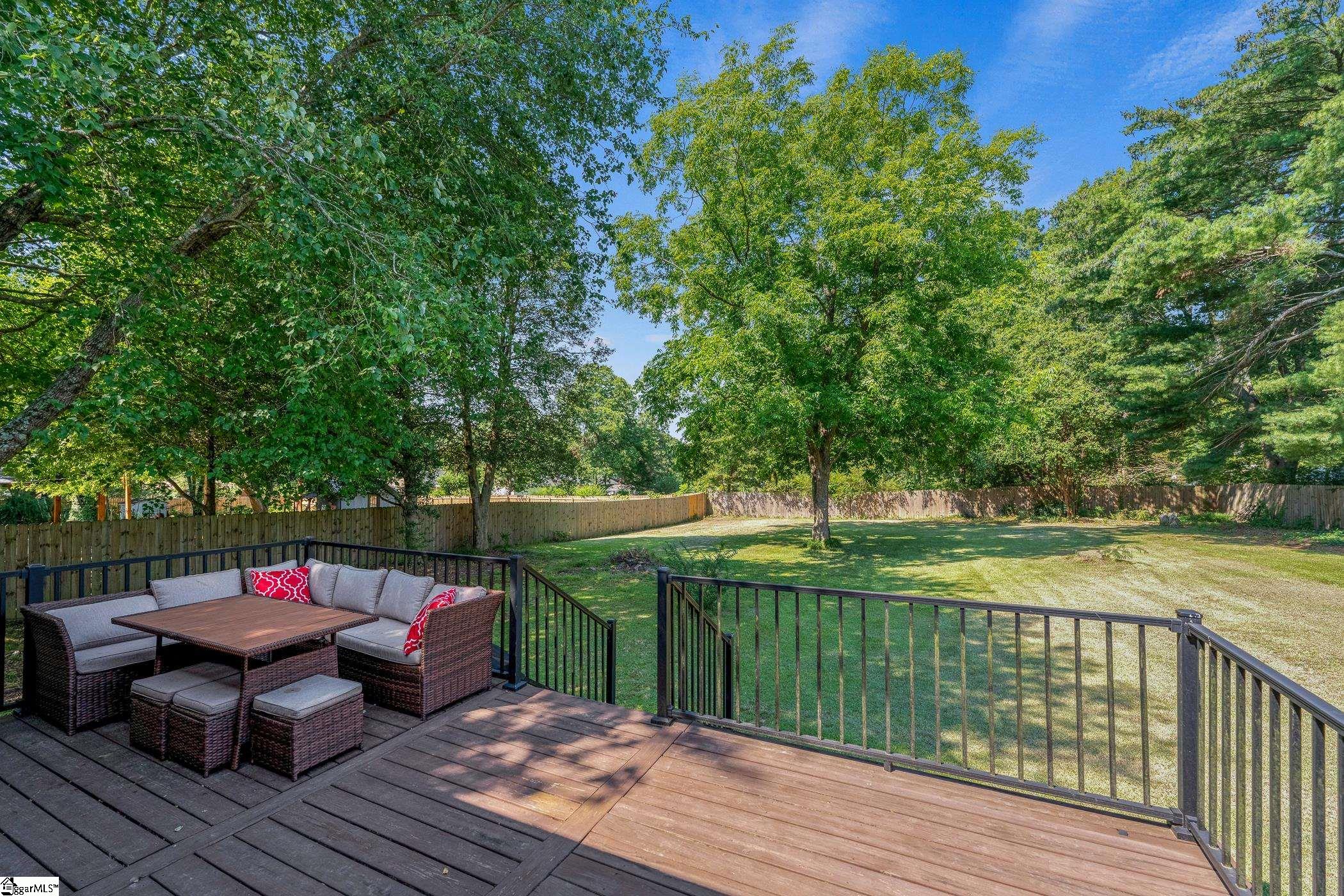 205 Looneybrook Drive